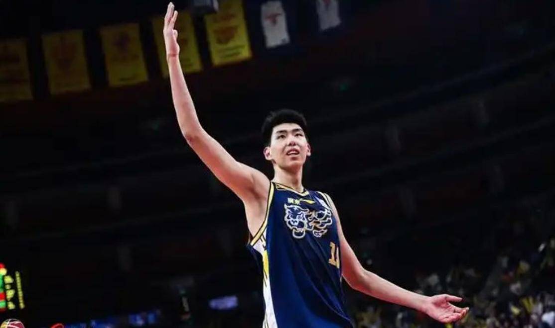 赛前CBA季后赛传出新动向；菲尼克斯太阳扳平良机；管理层表态：态度坚定；球队文化再被提及