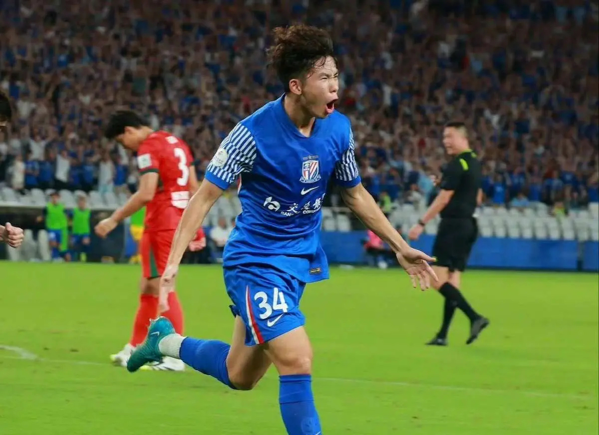 转会期足总杯焦点战；上海申花迎来里程碑；信心回归；临场指挥获称赞