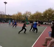 开云体育网站-意甲倒计时，瓦伦西亚今晨官宣签约，细节引发关注，态度坚定，赛程密集仍需轮换